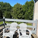Dans Un Village En Auvergne Sancy Égliseneuve-dʼEntraigues