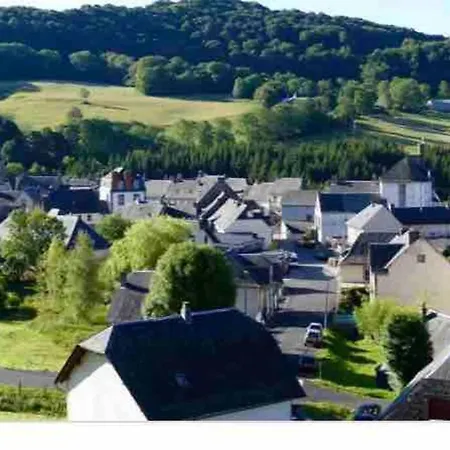 Apartment Dans Un Village En Auvergne Sancy Egliseneuve-d'Entraigues