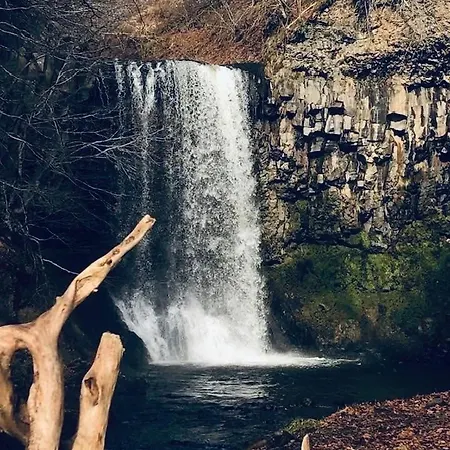 Dans Un Village En Auvergne Sancy Apartamento Égliseneuve-dʼEntraigues