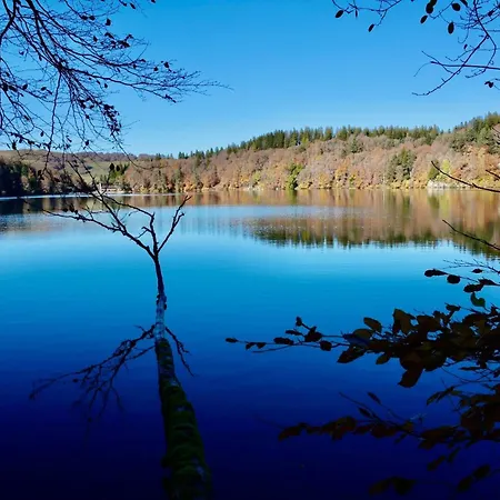 Dans Un Village En Auvergne Sancy