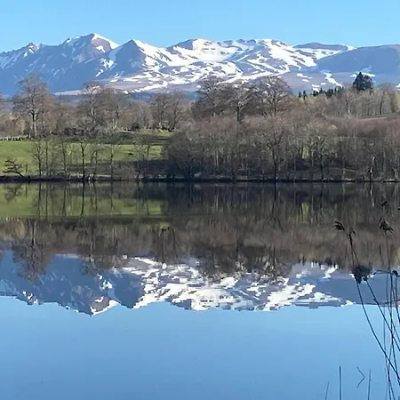 Dans Un Village En Auvergne Sancy Daire