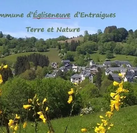 Daire Dans Un Village En Auvergne Sancy Égliseneuve-dʼEntraigues
