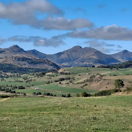 Dans Un Village En Auvergne Sancy Apartment