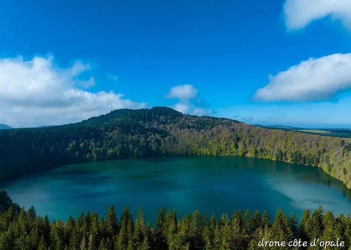 Dans Un Village En Auvergne Sancy * Egliseneuve-d'Entraigues