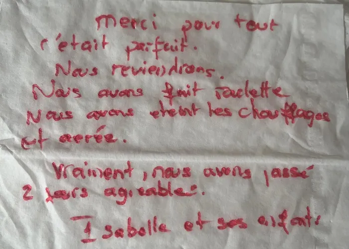 Dans Un Village En Auvergne Sancy Egliseneuve-d'Entraigues