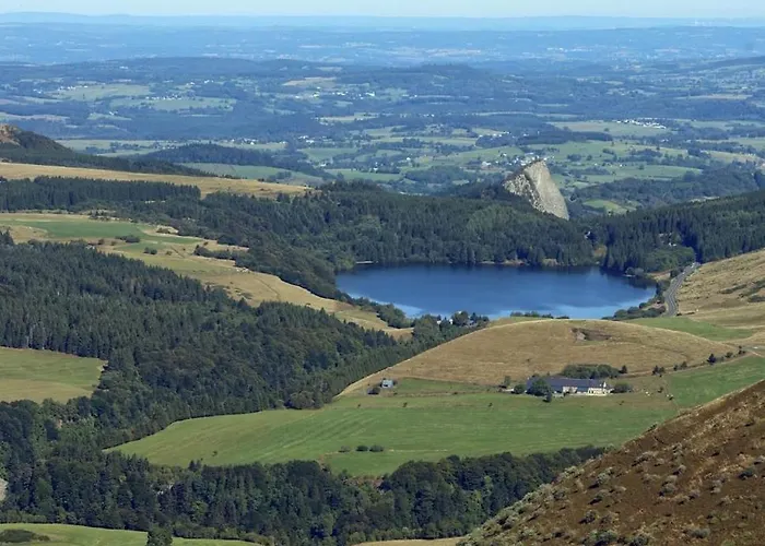 Dans Un Village En Auvergne Sancy Апартаменты